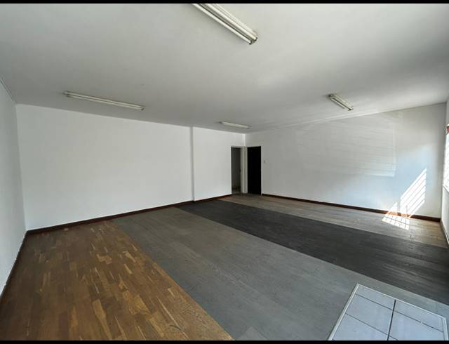 265M² WAREHOUSE TO LET IN EASTGATE